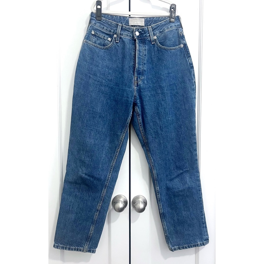 Everlane The Curvy 90s Cheeky Straight Jeans in Medium Blue Wash - Size 29